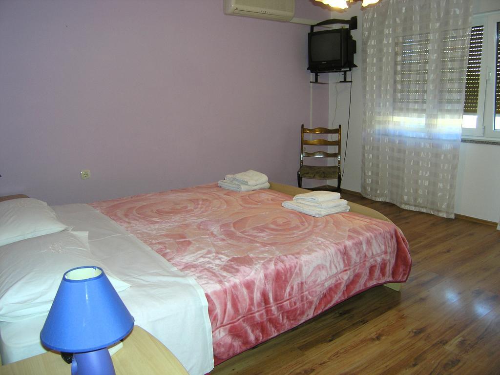 Apartment Julija 克尔克 外观 照片